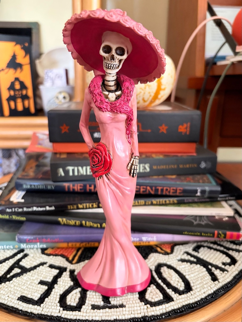 Pink Lady Skeleton Figurine – Decorative Home Accent. Catrina. Day of the Dead